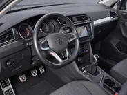 Volkswagen Tiguan 1.5TSI/150PK Life Business Trekhaak · Camera + parkeersensoren · Navigatie