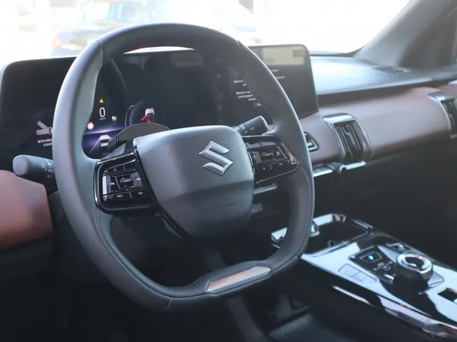 Suzuki e Vitara Style 61 kWh