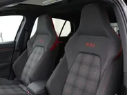 Volkswagen Golf 2.0 TSI 245pk DSG GTI · Panoramadak · Camera · Sfeerverlichting · Apple/Android Car Play · 18'' Inch · EXTRA INRUILKORTING ·