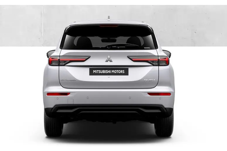 Mitsubishi Outlander 2.4 PHEV Pure € 5000 euro korting eigen voorraad| 8 jaar garantie| Snel leverbaar | Totaalprijs op is op.