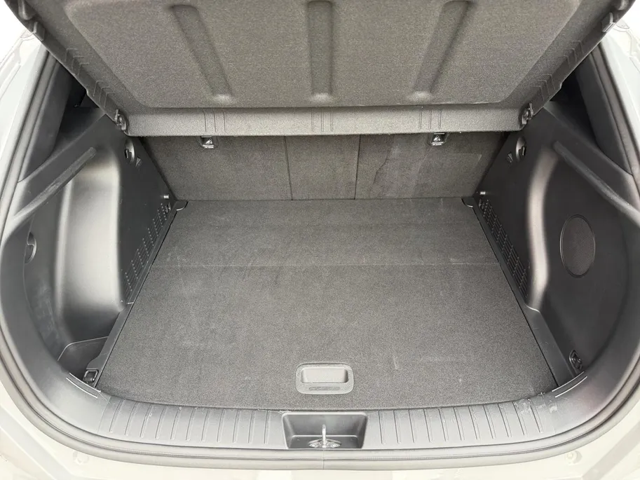 Hyundai Kona 1.6 GDI HEV N Line Sky | Schuif-/kantel dak | 360 camera | Apple Carplay/ Android Auto | Stoelverwarming voor & achter | Stoelventilatie |  Navigatie | Zeer nette auto!!!
