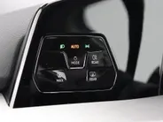 Volkswagen Golf Life Edition 1.5 eHybrid 204 PK 6 versn. DSG · Achteruitrijcamera · Draadloze telefoonlader · Comfort pakket ·