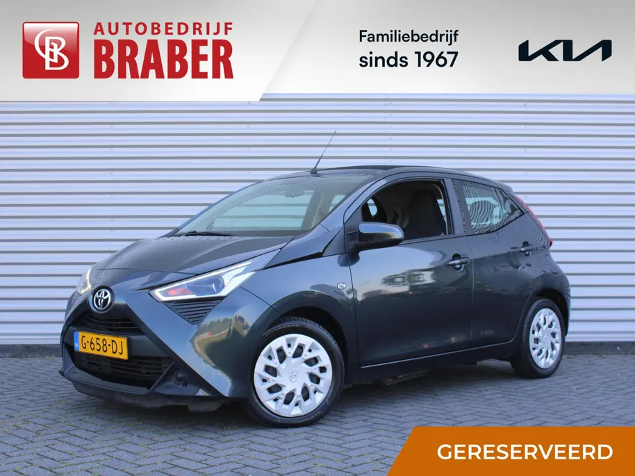 Toyota Aygo 1.0 VVT-i x-play limited | Camera | Elektrisch vouwdak | Android Auto/Apple Carplay | Airco | Cruise |