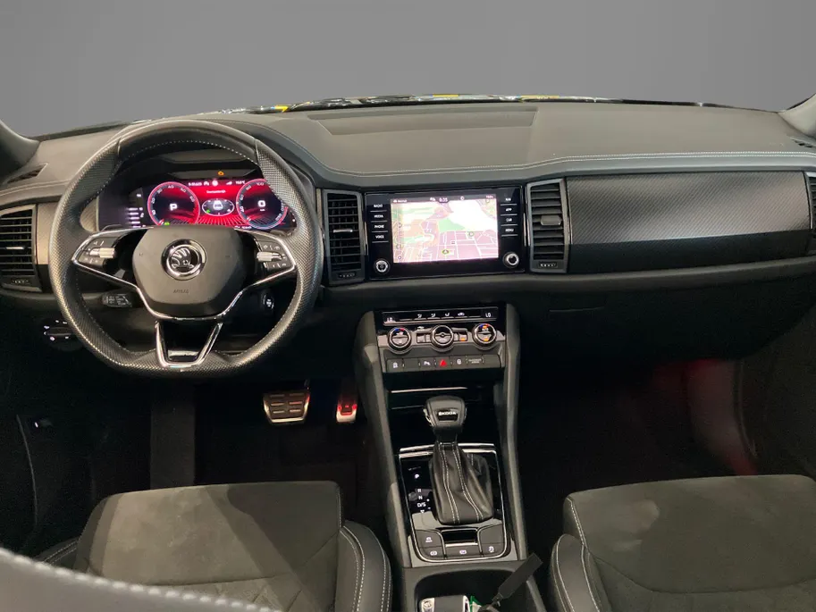 Škoda Kodiaq 1.5TSI/150PK Sportline Business 7p. DSG · Panoramadak · Camera · Leder/Alcantara · Apple/Android Car Play ·