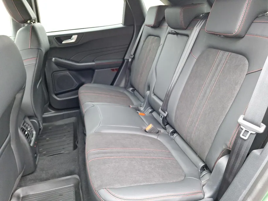 Ford Kuga 2.5 PHEV ST-Line X Nieuw te bestellen | Winterpack | El. Trekhaak | 18' Lichtmetaal | 360Camera | Adaptive Cruisecontrol | El. Achterklep | El. bestuurdersstoel + geheugen | Matrix Ledkoplampen | Halfleer bekeleed | B&O Audio |