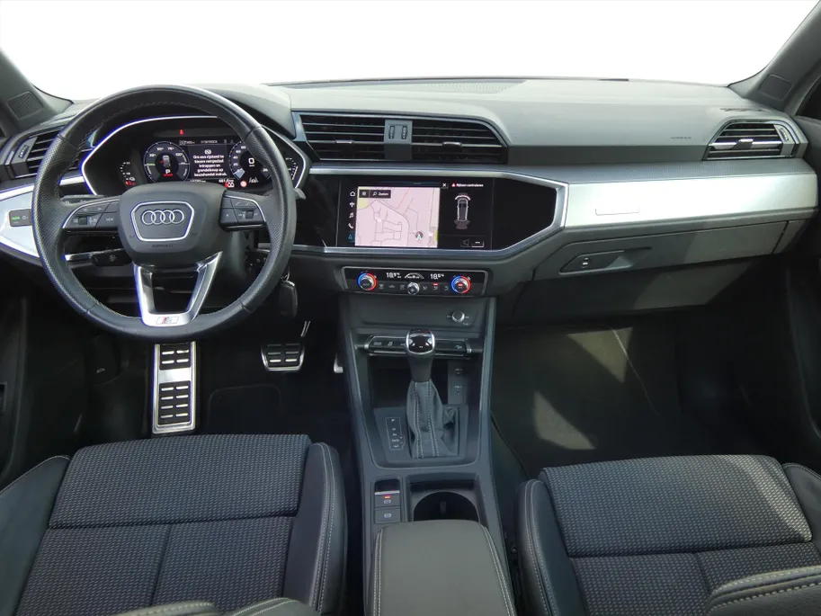 Audi Q3 45 TFSI e 245pk PHEV S line Edition / 11dkm!
