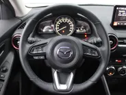 Mazda 2 1.5 e-SkyActiv-G 90PK 6MT Homura | Stuur-/stoelverwarming | Camera | Dodehoek detectie | LED | 16' LM | Carplay | Clima | Cruise |