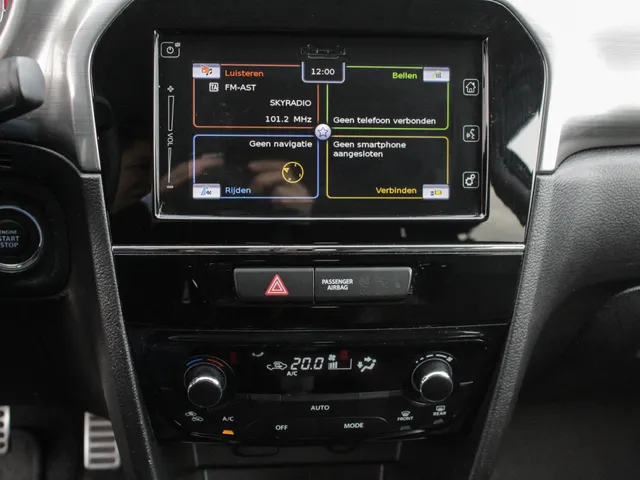 Suzuki Vitara 1.4 S | Navi | Adap. Cruise | Camera | Lm-Velgen | Trekhaak