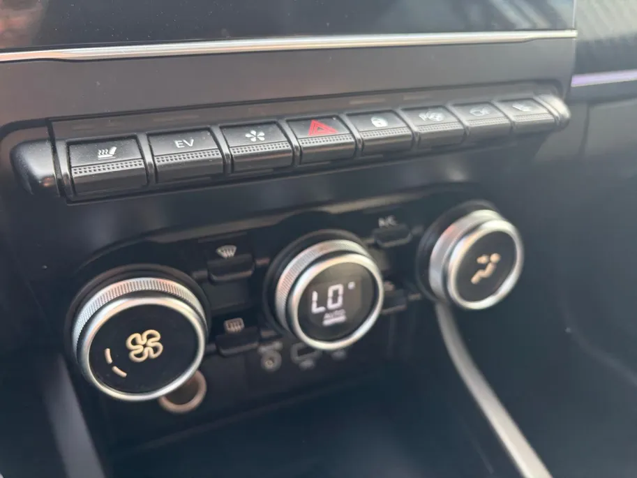 Renault Arkana 145PK E-Tech Hybrid R.S. Line Automaat | 1e eigenaar | 9,3' Navi | Camera | Climate Control | Adaptive Cruise Control | Stoel + Stuurwiel verwarming | Apple CarPlay/Android Auto | Parkeersensoren | Lichtmetalen Velgen |