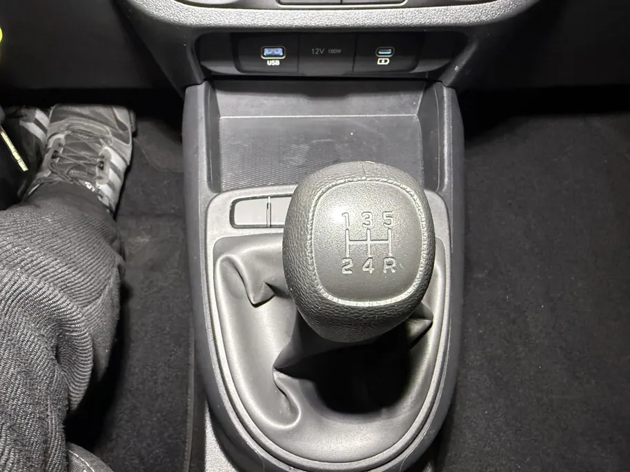 Hyundai i10 1.0i 67pk Comfort | Apple Carplay | Android Auto