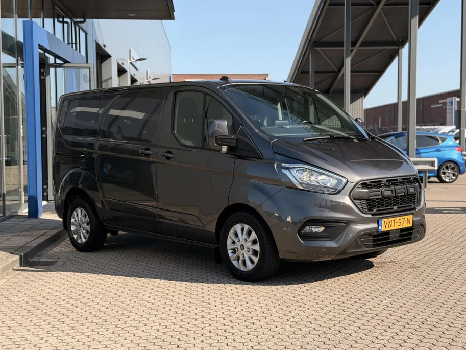 Ford Transit Custom 280 2.0 TDCI L1H1 Limited DUBBELE ZIJSCHUIFDEUR I TREKHAAK I BI-XENON KOPLAMPEN I WINTER PACK I APPLE CARPLAY / ANDROID AUTO I