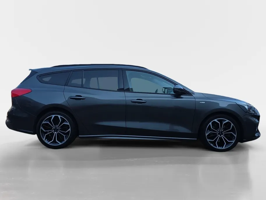 Ford Focus Wagon 1.0 EcoBoost Hybrid ST Line X Business | 1e eigenaar | Dealer onderhouden! | Panoramadak | Winterpack | Adapt. Cruise | B&O Audio | 18' inch velgen | 12 maanden garantie