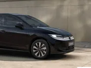 Volkswagen ID. Polo Life First Edition 52 kWh accu, 211 PK · Achteruitrijcamera · Voorstoelen en stuurwiel verwarmd ·