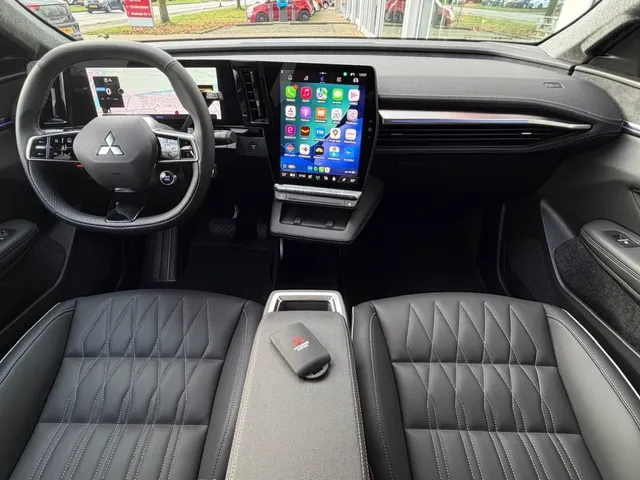 Mitsubishi Eclipse Cross 87kWh 220pk Instyle | Panoramadak | Leder | 360-Camera | App Connect