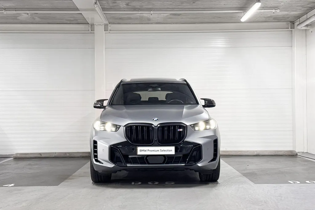 BMW X5 M60i xDrive