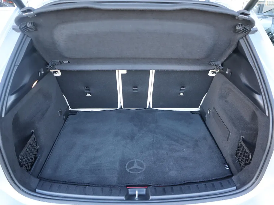 Mercedes-Benz GLA 250 e Star Edition