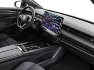 Volkswagen ID.7 Pro Business 286pk 77 kWh · SOH 97,2% · 360 Camera · Head-Up · Alarm · Elek. Trekhaak · Keyless · Elek. Voorstoelen · 20'' Inch · Gratis onderhoud & APK t/m 30-01-2030 · EXTRA INRUILKORTING ·