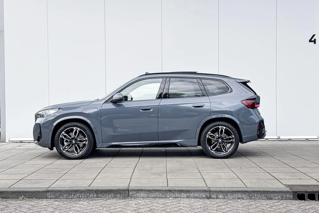 BMW X1 xDrive25e