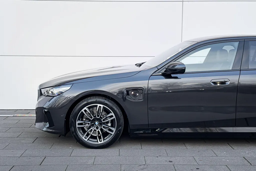 BMW 5 Serie Sedan 530e M Sport Edition