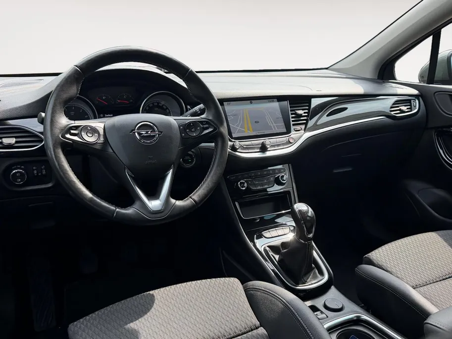 Opel Astra Sports Tourer 1.0 Turbo Business Executive | Stoel verwarming | Elektrische achterklep | Parkeersensoren | Navigatie | Climate |