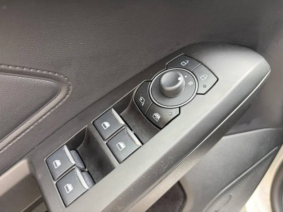 Ford Focus Wagon 1.0 EcoBoost Hybrid ST Line Winterpakket!
