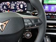 CUPRA Terramar 1.5 TSI e-Hybrid Business / Trekhaak / Pan. dak / Stoel + Stuur verw. /