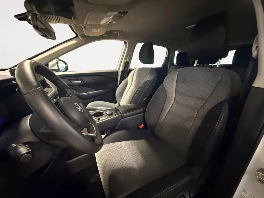 Nissan X-Trail 1.5 e-4orce N-Connecta 4WD 7p. 214PK AUTOMAAT | 7-zits | Navigatie | Adaptive Cruise Control | Climate Control | Apple Carplay & Android Auto | Stuurverwarming | Stoelverwarming (voor+achter) | Elektrische achterklep |  Zeeuw & Zeeuw DEAL!
