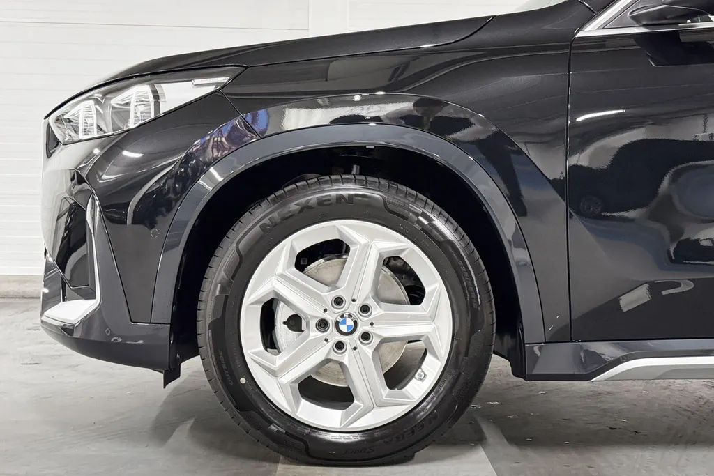 BMW iX1 eDrive20 Pure Edition