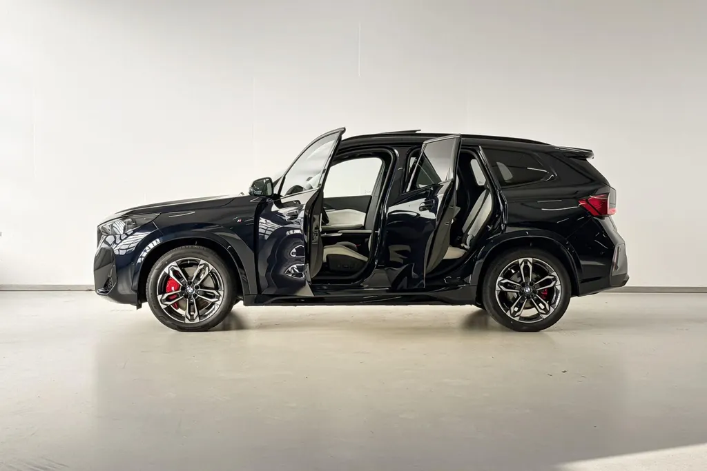 BMW iX1 eDrive20 67 kWh M Sport Edition