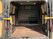 Ford Transit Custom 280 2.0 TDCI L1H1 Limited DUBBELE ZIJSCHUIFDEUR I TREKHAAK I BI-XENON KOPLAMPEN I WINTER PACK I APPLE CARPLAY / ANDROID AUTO I