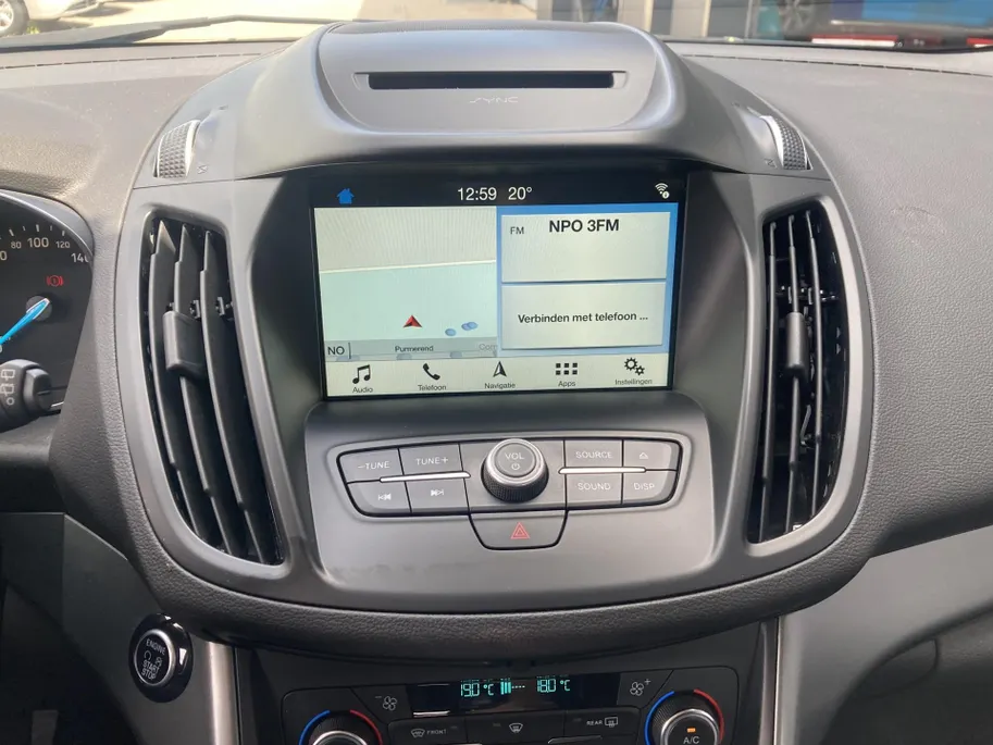 Ford Kuga 1.5 EcoBoost 120 pk Trend Ultimate Groot Navi - Trekhaak - Voorruitverwarming