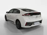 Hyundai IONIQ Comfort EV 38 kWh AUTOMAAT NAVI AIRCO CAMERA CRUISE CONTROLE STOELVERWARMING STUURVERWARMING APPLE CARPLAY ANDROID AUTO ZEER MOOIE AUTO