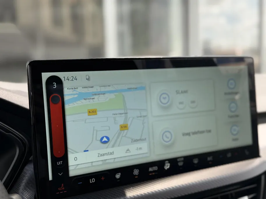 Ford Kuga 2.5 PHEV ST-Line UIT VOORRAAD I DRIVER ASSISTANCE PACK I WINTER PACK I WEGKLAPBARE TREKHAAK I RESERVE WIEL I APPLE CARPLAY / ANDROID AUTO I