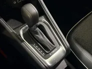 Renault Captur 145PK E-Tech Full Hybrid Techno Automaat | 1e eigenaar | Navi | Camera | Parkeersensoren | Climate Control | Apple CarPlay/Android Auto | Cruise Control | Lichtmetalen Velgen | Licht & Regen Sensor |