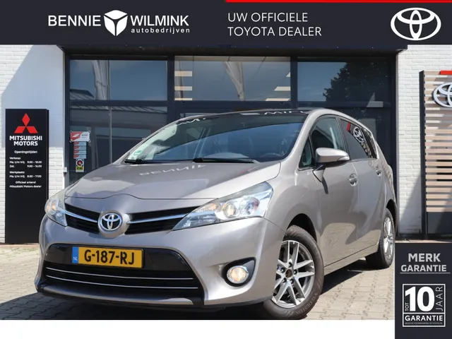Toyota Verso 1.8 VVT-i Aspiration Automaat | PanoDak | Trekhaak | All Seasons