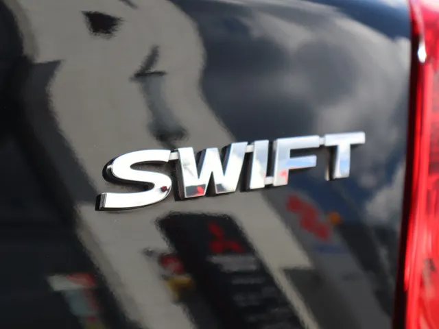 Suzuki Swift 1.2 Select Hybrid Adaptive Cruise | Carplay