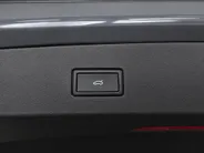 Volkswagen Tayron 1.5 272pk DSG eHybrid R-Line Edition · Panoramadak · 360 Camera · Wegklapbare Trekhaak · Dodehoek Detectie · 20'' Inch · Garantie t/m 16-04-2030 of 100.000km