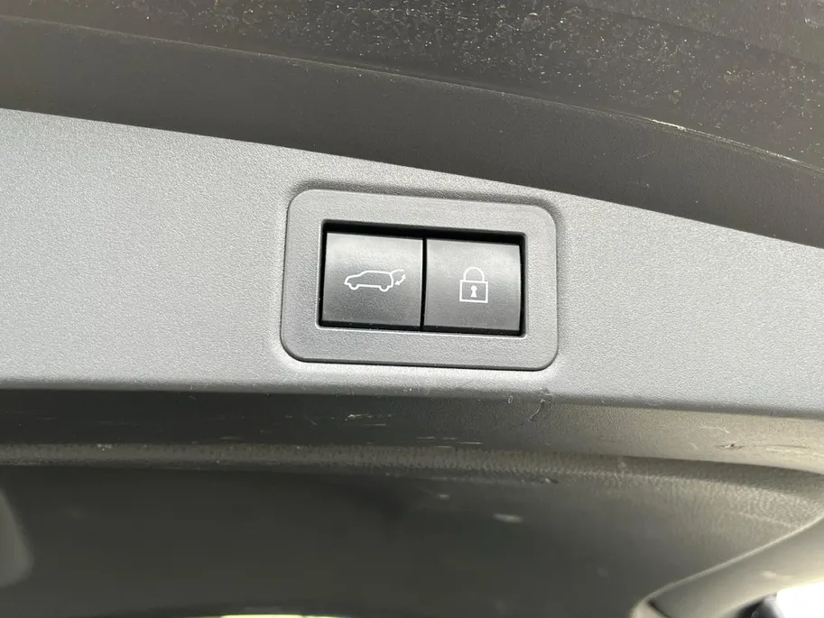 Toyota Corolla Touring Sports 1.8 Hybrid Executive Virtual Display | 2022 | 50.000 km | Automaat