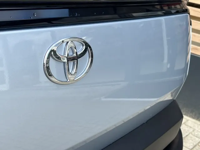 Toyota Urban Cruiser Executive 61 kWh