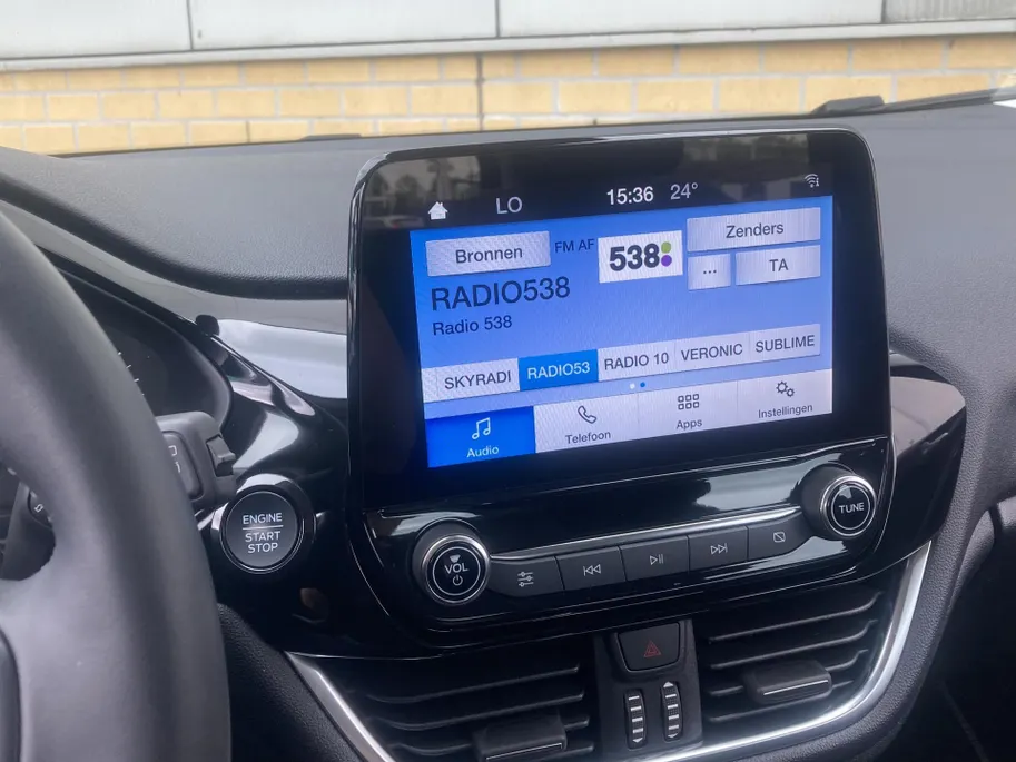 Ford Fiesta 1.0 EcoBoost 125 pk Hybrid Titanium Apple Carplay/ Android Auto - Winter Pack -Climate Control