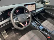 Volkswagen Golf 2.0TSI/265PK GTI DSG · Panoramadak · Camera · Trekhaak · Apple/Android Car Play · Garantie t/m 27-03-2030 of 100.000km