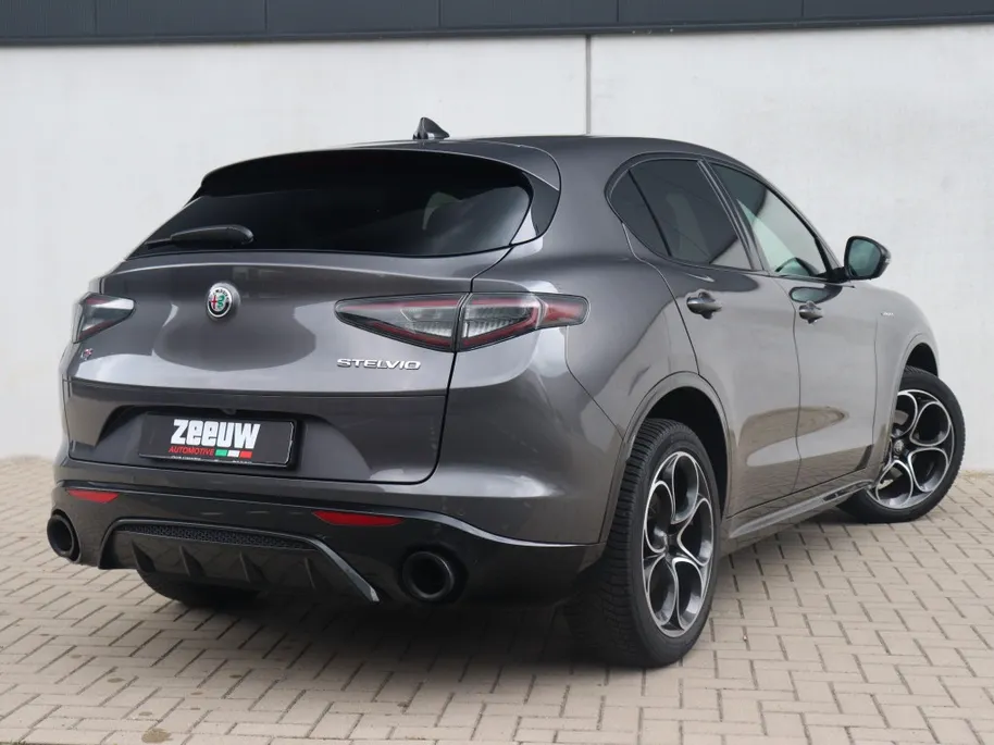 Alfa Romeo Stelvio 2.0 Turbo 280 PK AWD Veloce | Navi | Harman | Driver | BTW | 20'