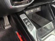 Kia Sorento 1.6 T-GDI Plug-in Hybrid 4WD Edition 7p. | Dealer onderhouden | Trekhaak | Apple Carplay / Android Auto | Navigatiesysteem | Elektrisch Schuif / Kanteldak | Head-up Display |  Elektrisch Verstelbare Voorstoelen | Bestuurdersstoel Met geheugen | Stoelverwa