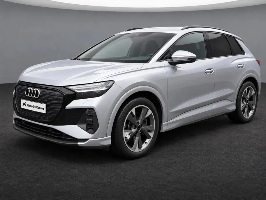 Audi Q4 e-tron 40 Launch edition Advanced Plus 77 kWh/204pk · SOH 94,7% · Camera · Matrix LED · Warmtepomp · Head-Up Display · Elek. Achterklep · Dodehoeksensor · Stoelverwarming ·