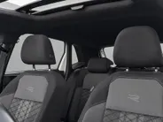 Volkswagen Polo 1.0TSI/95PK R-Line-Edition · Panoramadak · Camera + Parkeersensoren · Apple/Android Car Play · Stoelverwarming · Apple/Android Car Play · Clima · Info Active Display ·