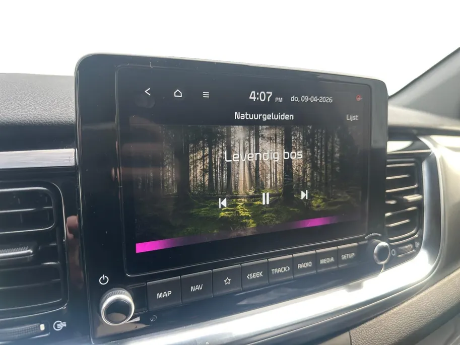 Kia Stonic 1.0 T-GDi MHEV DynamicPlusLine 100 PK | Dealer onderhouden | Trekhaak | All seasonbanden | Fabrieksgarantie t/m 4-4-2030 + 3x 1 jaar* | NAP