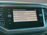 Volkswagen T-Roc 1.0 TSI 115pk Style · Trekhaak · Apple/Android Car Play · Navigatie · Camera + Parkeersensoren