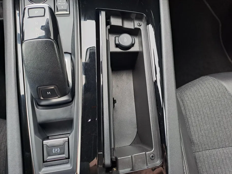 Peugeot 508 SW 1.2 PureTech Allure Pack Business AUTOMAAT | Navigatie | Adaptieve Cruise | Climate | Sensoren | Rijstrooksensor met correctie | Apple Carplay/Android Auto | Dode hoek detector