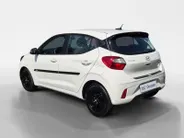 Hyundai i10 1.0 Comfort Smart 5-zits | Airco | Cruise Control | Camera | Navigatie | Bluetooth | LM Velgen |