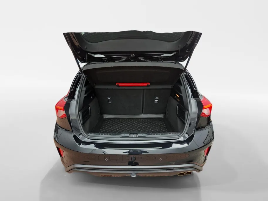 Ford Focus 1.0 EcoBoost ST-Line X Business | Automaat | Carplay | camera | Zeer nette auto | Full LED | Trekhaak | Technology Pack | Winter Pack | 12 Maanden Bovag Garantie |